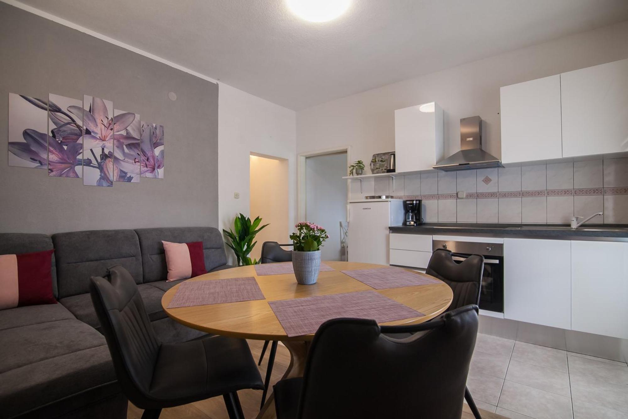 Apartments Paula โบล ภายนอก รูปภาพ