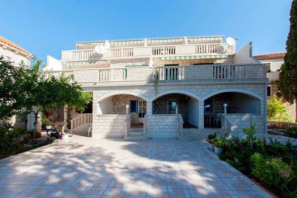 Apartments Paula โบล ภายนอก รูปภาพ